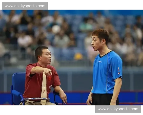 乒乓球看台故事：在灯光下把记忆翻页